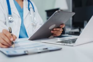 gestionare stoc dezinfectanti cabinete medicale